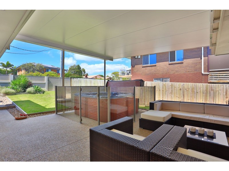 10 Robina Street, Margate QLD 4019