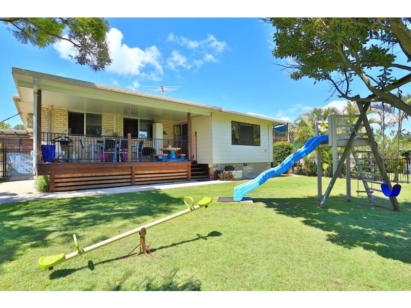 10 Robina Street, Margate QLD 4019