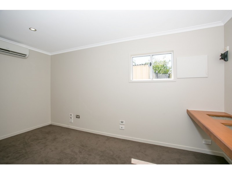 10 Robina Street, Margate QLD 4019