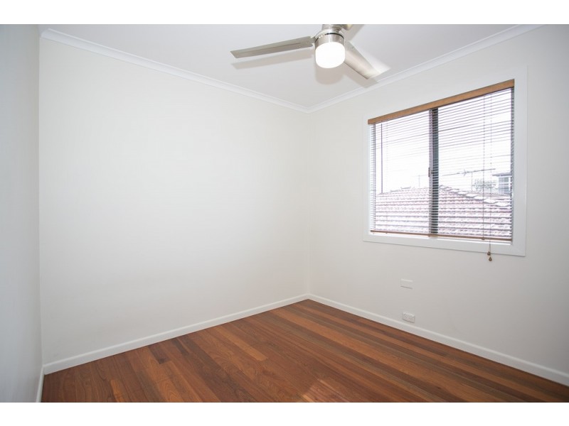 22 Campbell Street, Scarborough QLD 4020