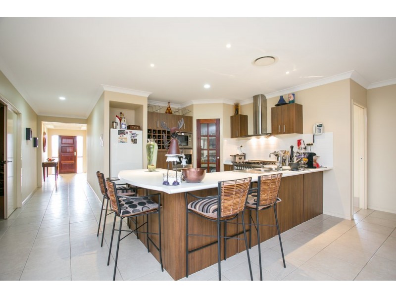 24 Amity Drive, Rothwell QLD 4022