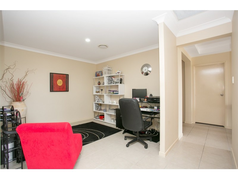 24 Amity Drive, Rothwell QLD 4022