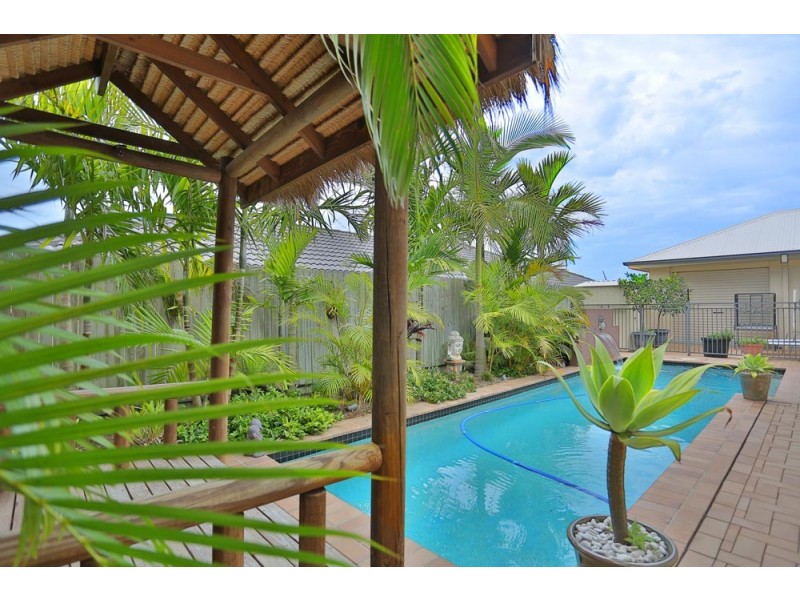 24 Amity Drive, Rothwell QLD 4022