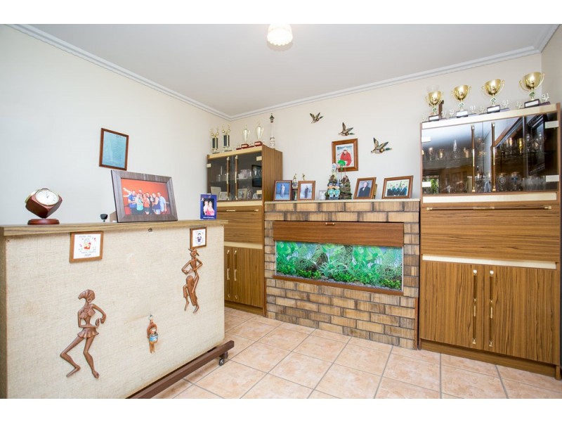 33 Endeavour Esplanade, Newport QLD 4020