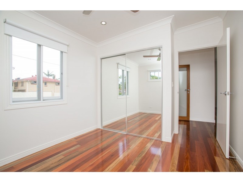 18 Watson Street, Clontarf QLD 4019