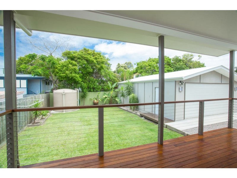 18 Watson Street, Clontarf QLD 4019