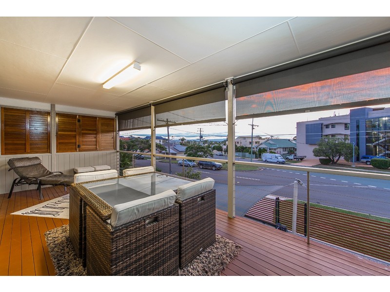 90 Seaville Avenue, Scarborough QLD 4020