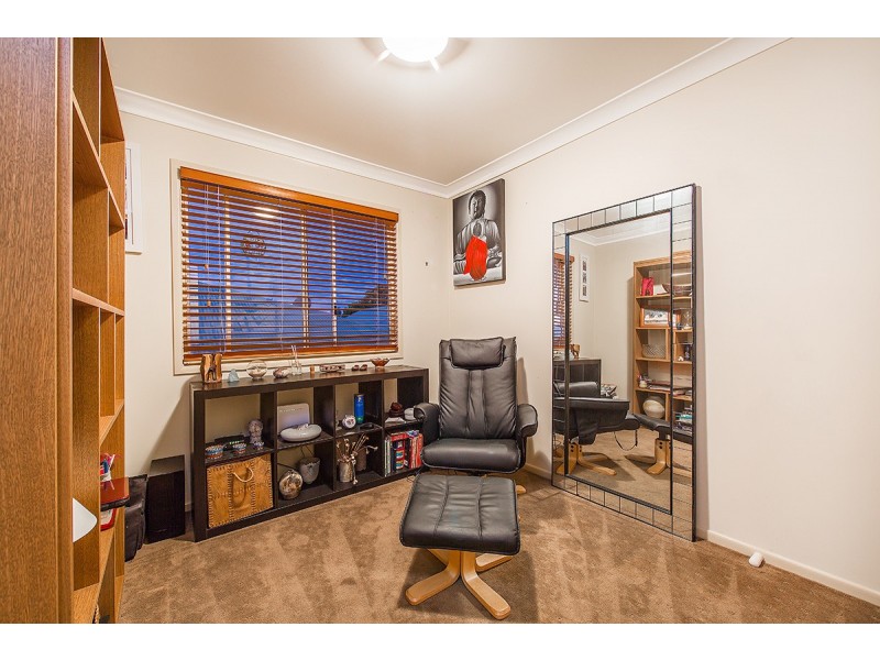 90 Seaville Avenue, Scarborough QLD 4020