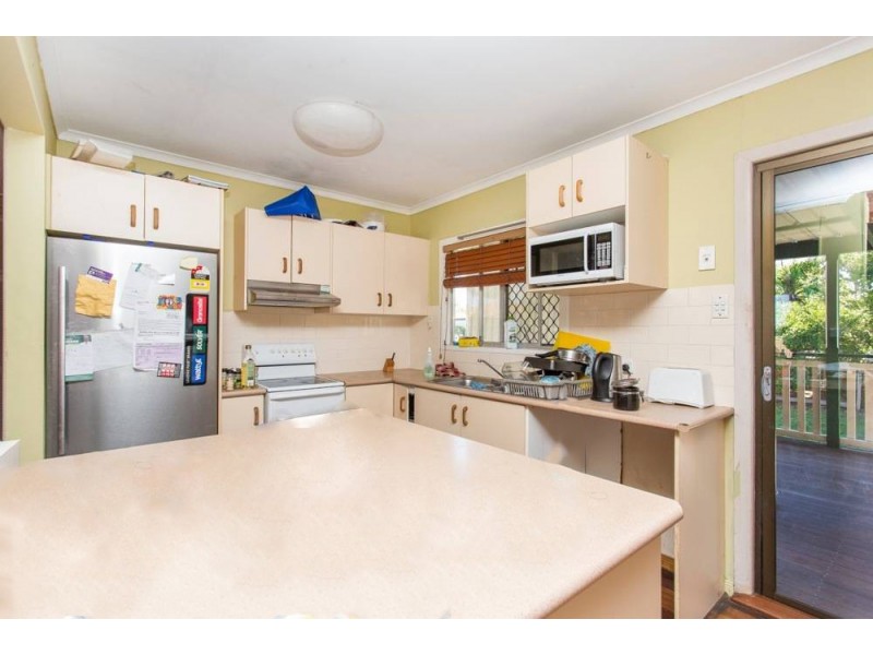 25 MacFarlane Street, Kippa-ring QLD 4021