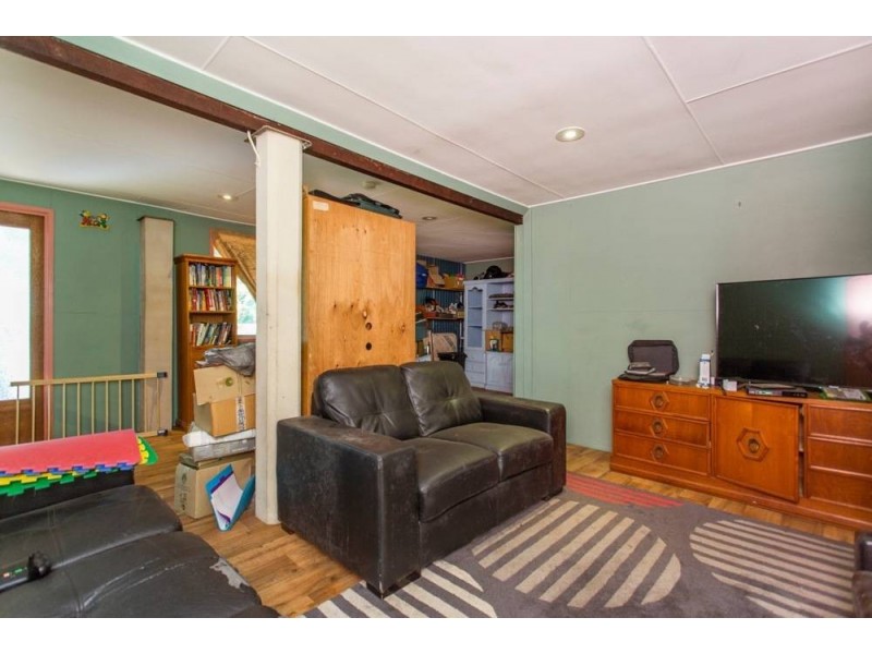 25 MacFarlane Street, Kippa-ring QLD 4021