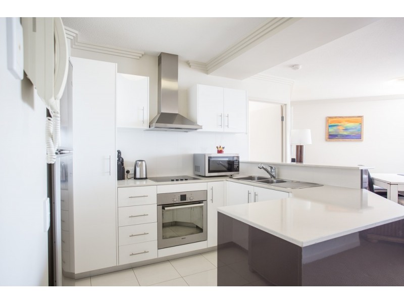 707/87-89 Landsborough Avenue, Scarborough QLD 4020