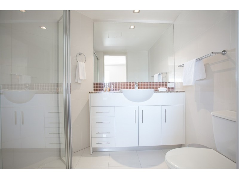 707/87-89 Landsborough Avenue, Scarborough QLD 4020