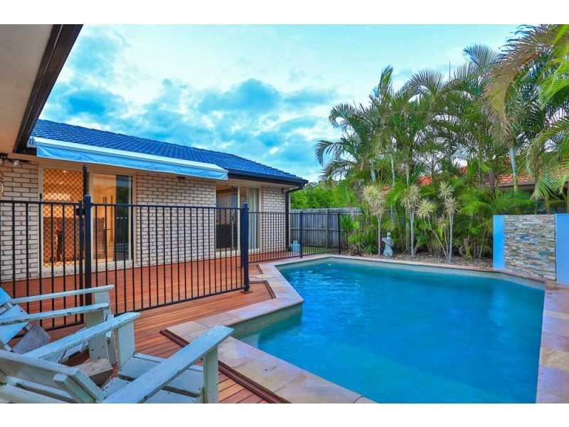 7 Walter Street, Redcliffe QLD 4020
