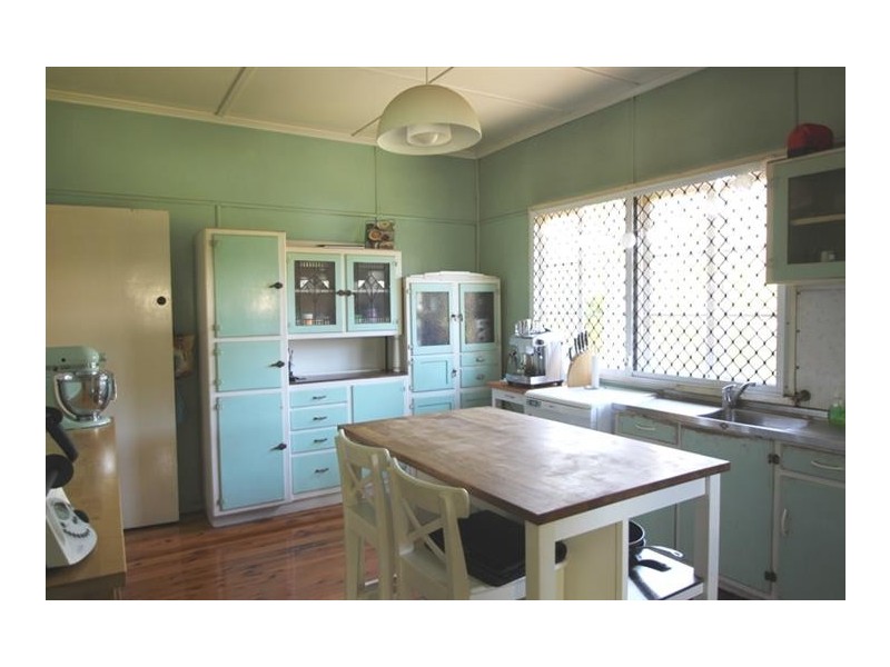 1241 Anzac Avenue, Kallangur QLD 4503