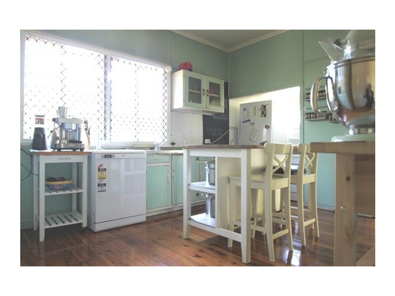 1241 Anzac Avenue, Kallangur QLD 4503