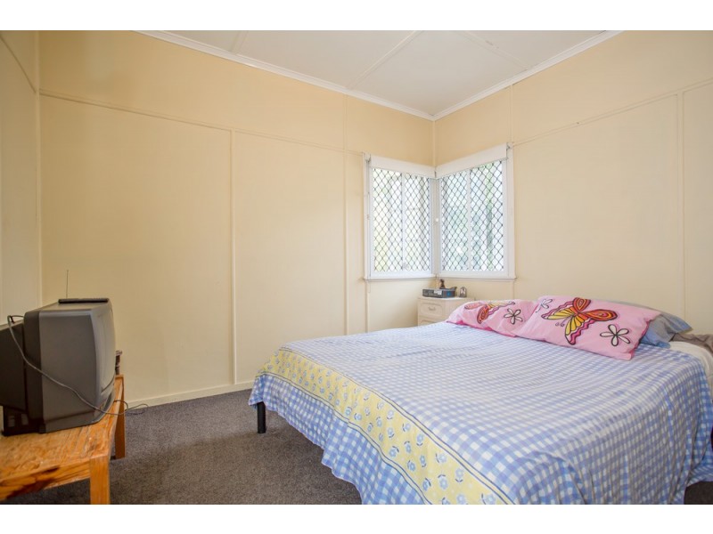 1241 Anzac Avenue, Kallangur QLD 4503