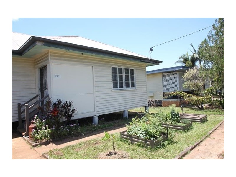 1241 Anzac Avenue, Kallangur QLD 4503