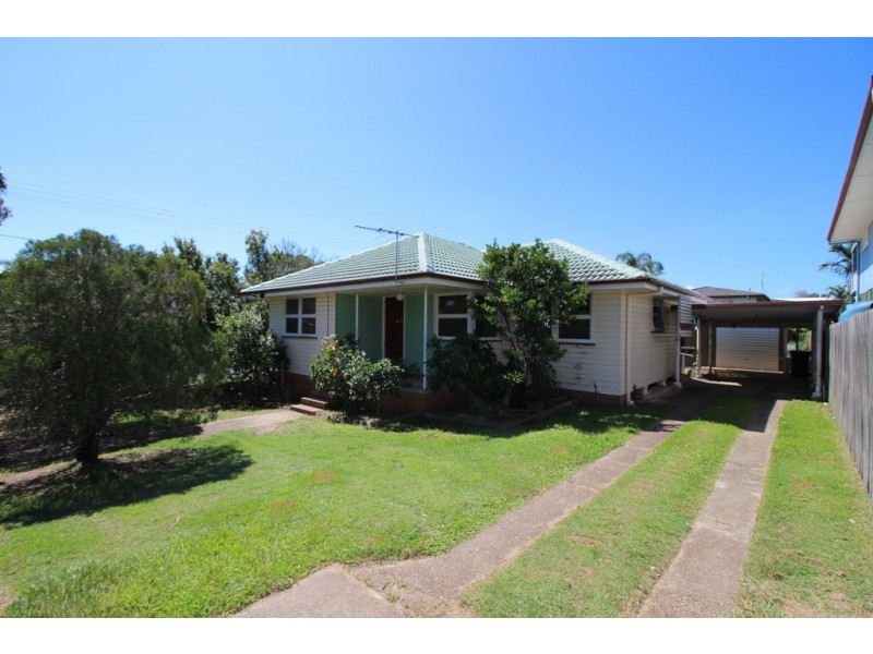 7 Amanda Street, Scarborough QLD 4020