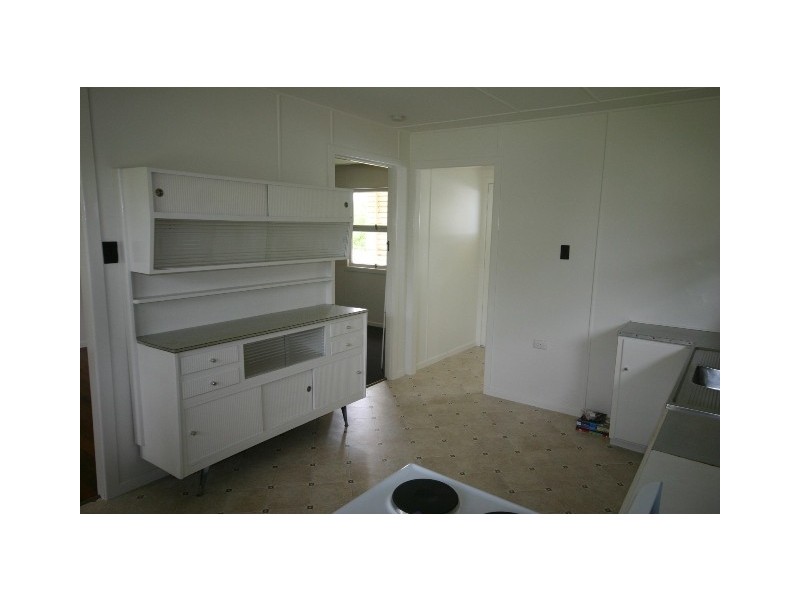 7 Amanda Street, Scarborough QLD 4020