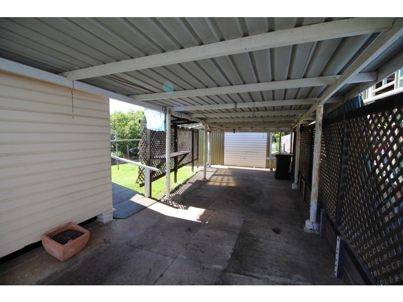 7 Amanda Street, Scarborough QLD 4020