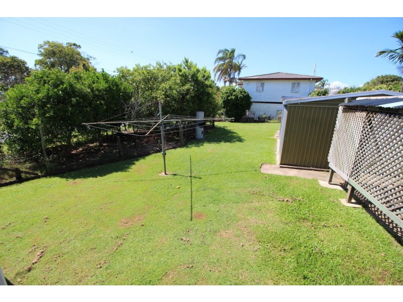 7 Amanda Street, Scarborough QLD 4020