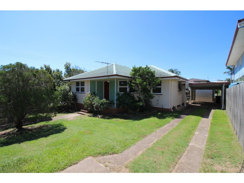 7 Amanda Street, Scarborough QLD 4020