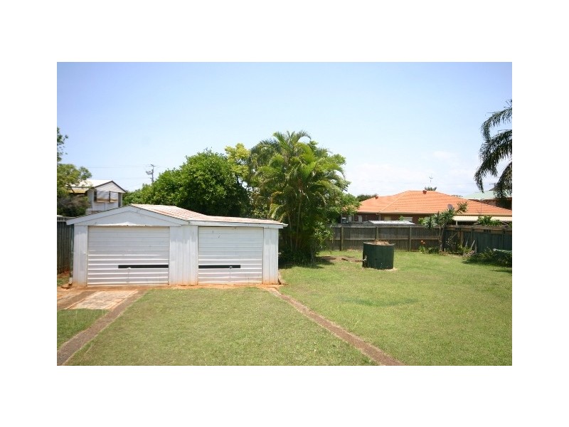 69 Collins Street, Woody Point QLD 4019