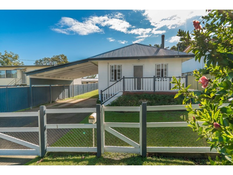 15 Alice Street, Clontarf QLD 4019