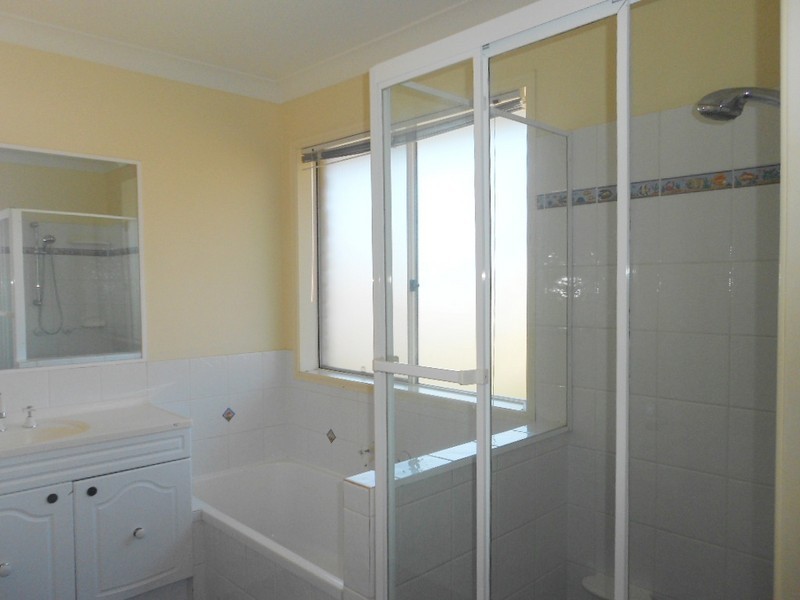 24 Gale Street, Redcliffe QLD 4020