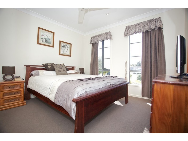 3 Bernays Court, Rothwell QLD 4022