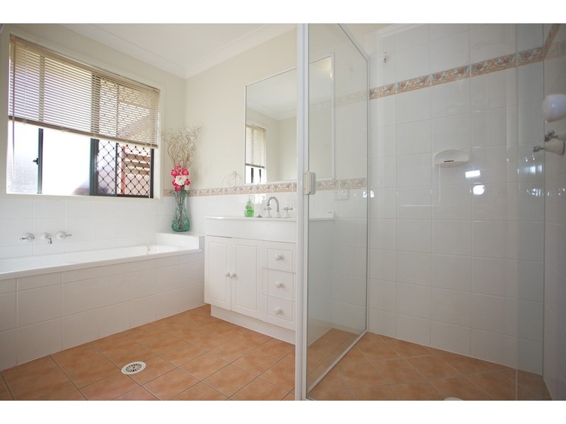 3 Bernays Court, Rothwell QLD 4022