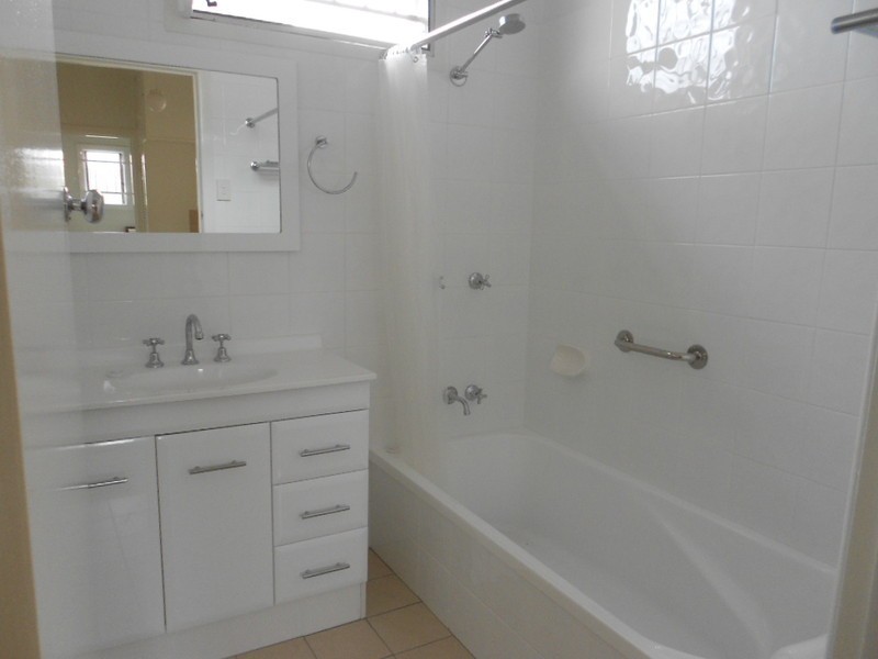 66 Collins Street, Woody Point QLD 4019