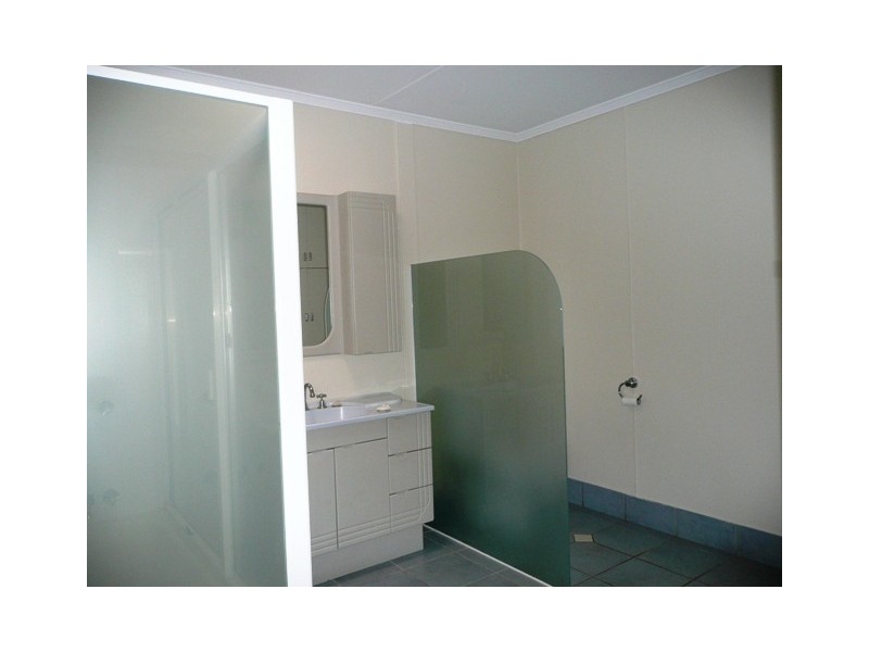 100 Arthur Street, Woody Point QLD 4019