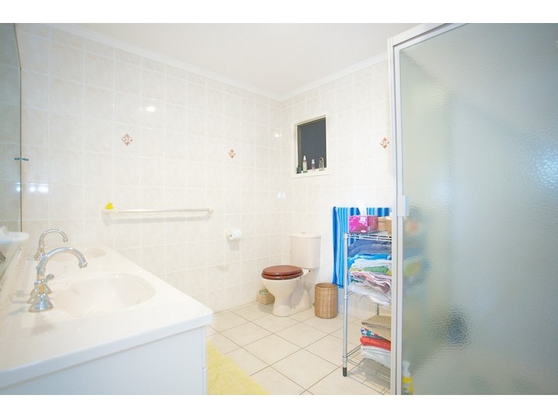 14 Glenloc Street, Redcliffe QLD 4020