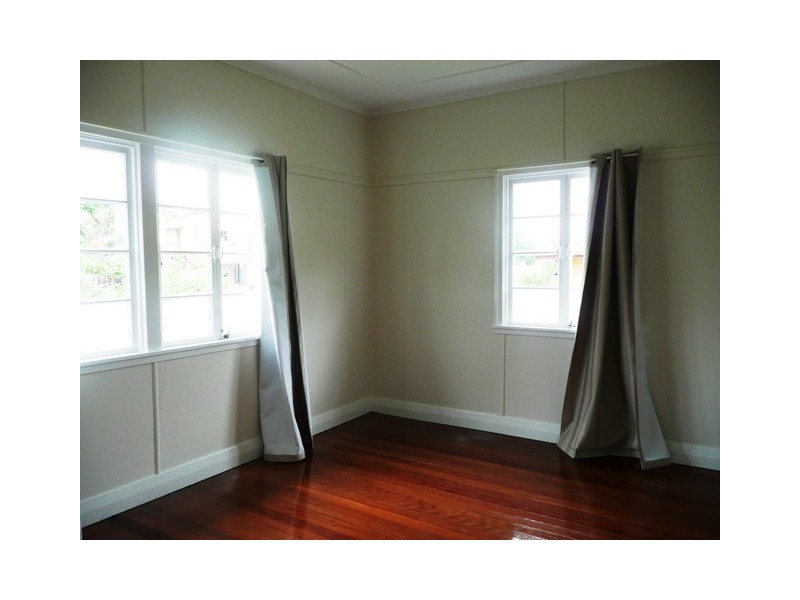 73 Victoria Avenue, Woody Point QLD 4019