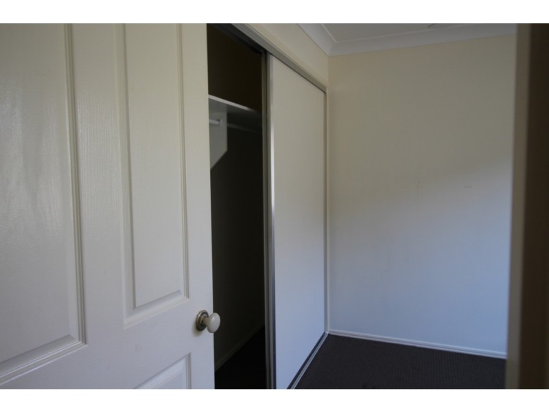 1/12 Cadell Crescent, Rothwell QLD 4022