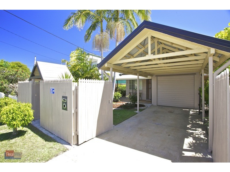 25 Sportsground Street, Redcliffe QLD 4020