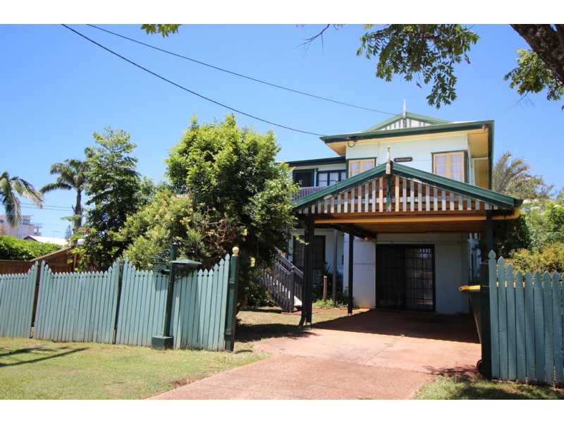 1/5 James Street, Scarborough QLD 4020