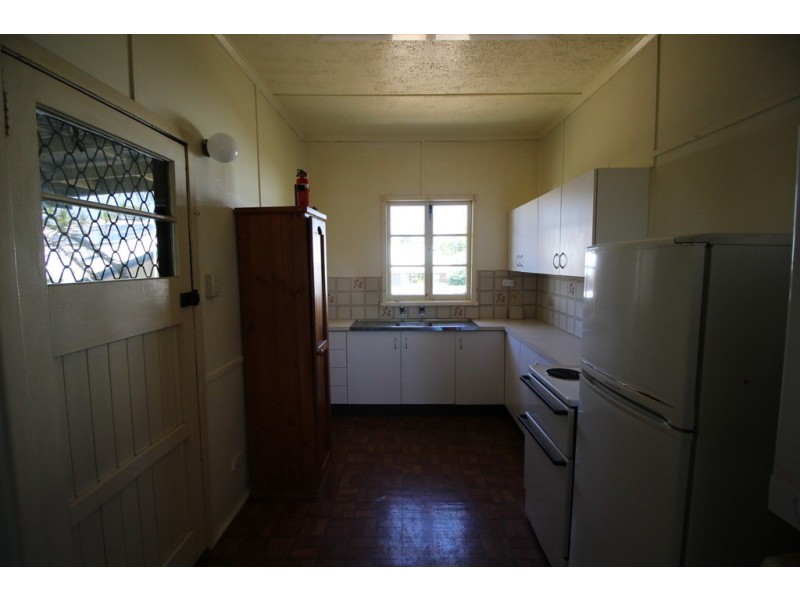 1/5 James Street, Scarborough QLD 4020