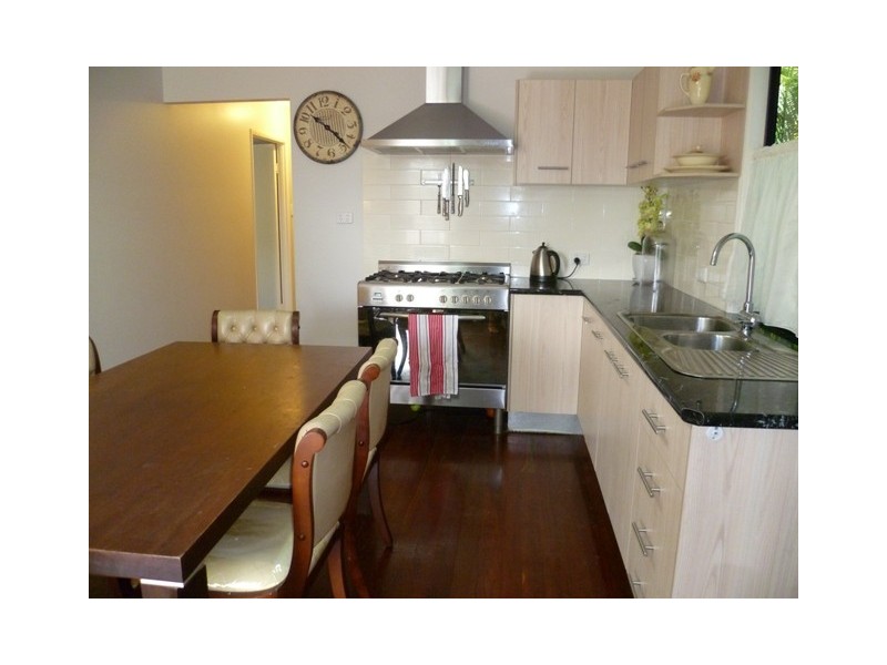 51 Griffith Road, Scarborough QLD 4020