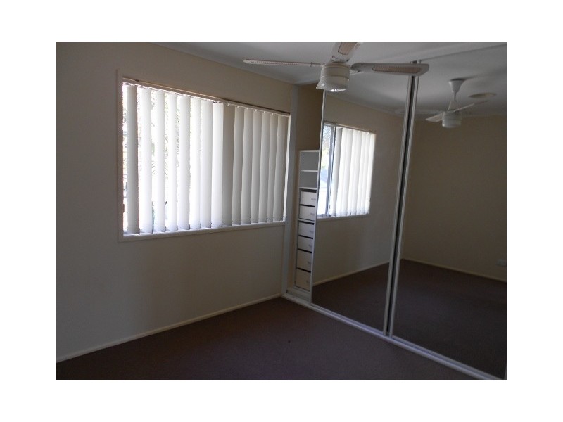 18a Roma Street, Scarborough QLD 4020