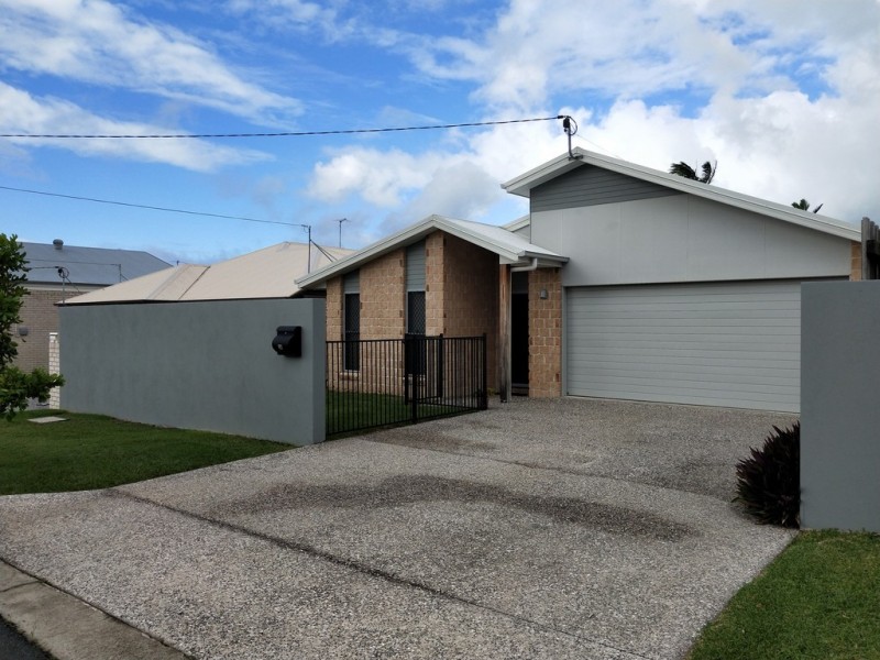 2B Richens Street, Redcliffe QLD 4020