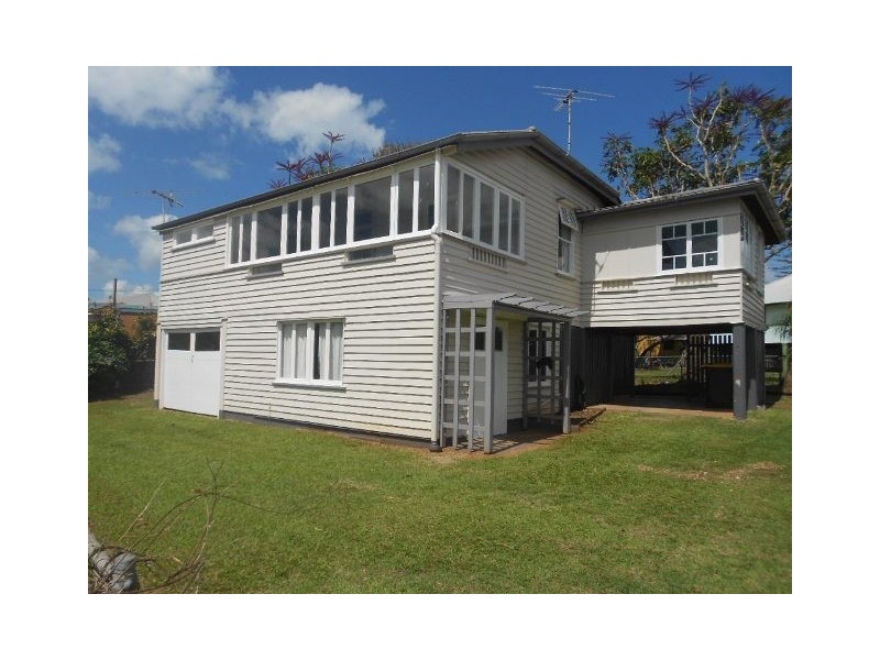 79a Flinders Parade, Scarborough QLD 4020