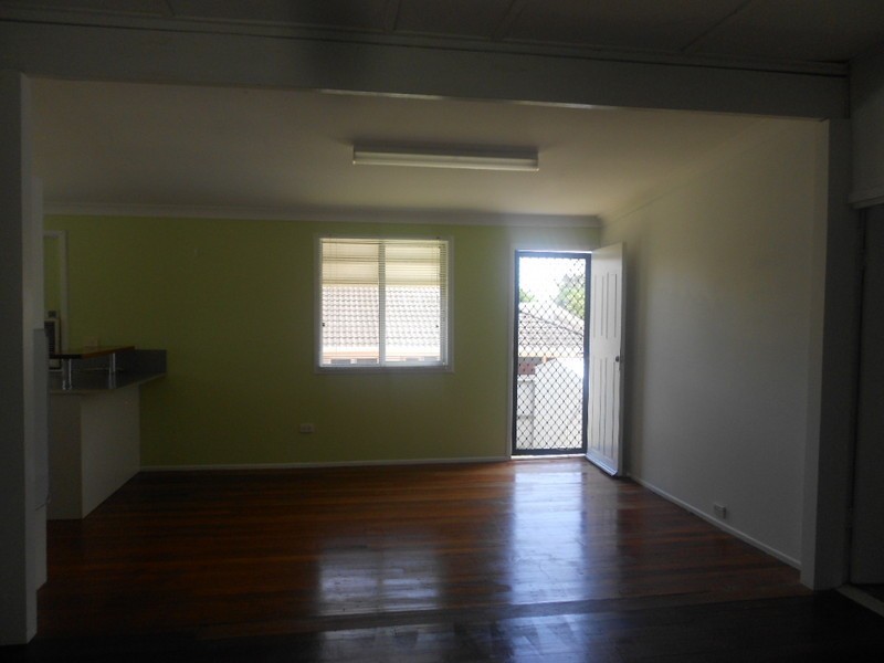 37 Seaville Avenue, Scarborough QLD 4020