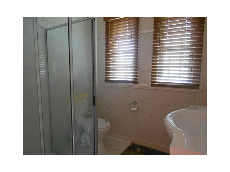 58 Shields Street, Redcliffe QLD 4020