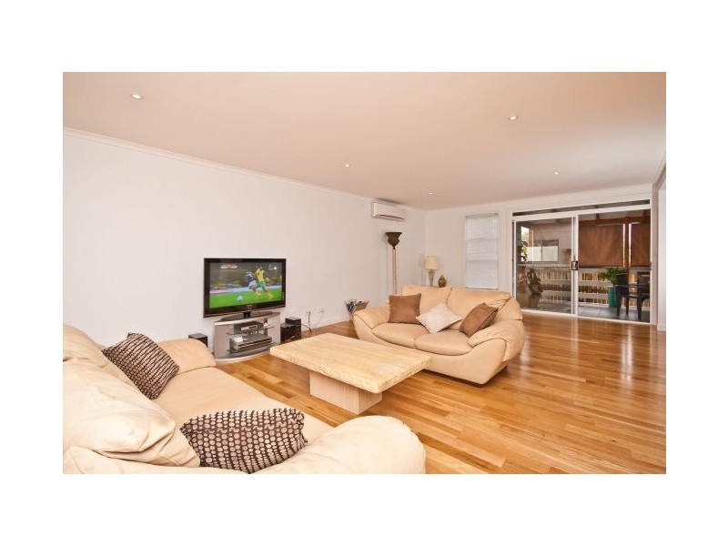 69 Scarborough Road, Redcliffe QLD 4020