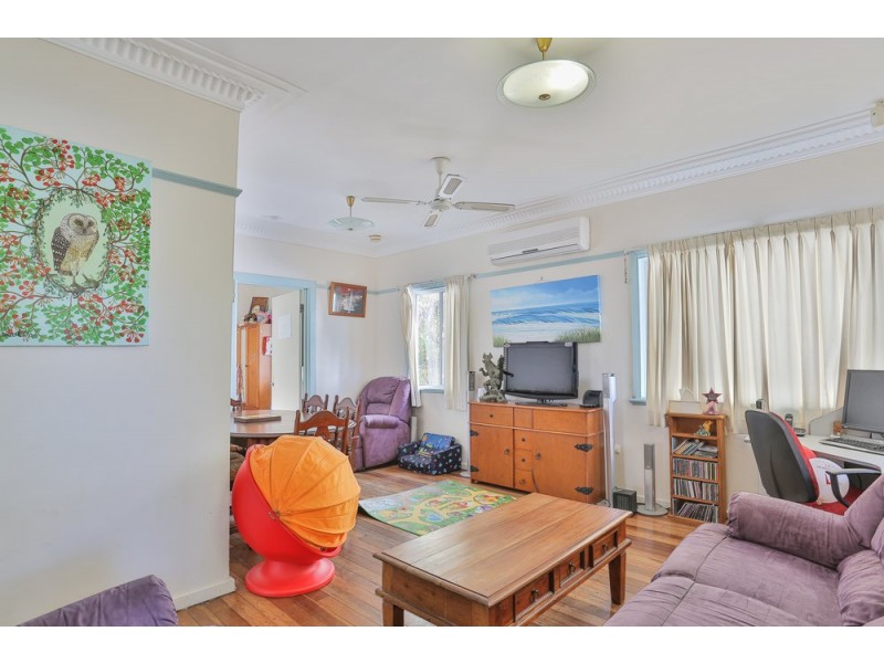 5 Enoch Street, Clontarf QLD 4019