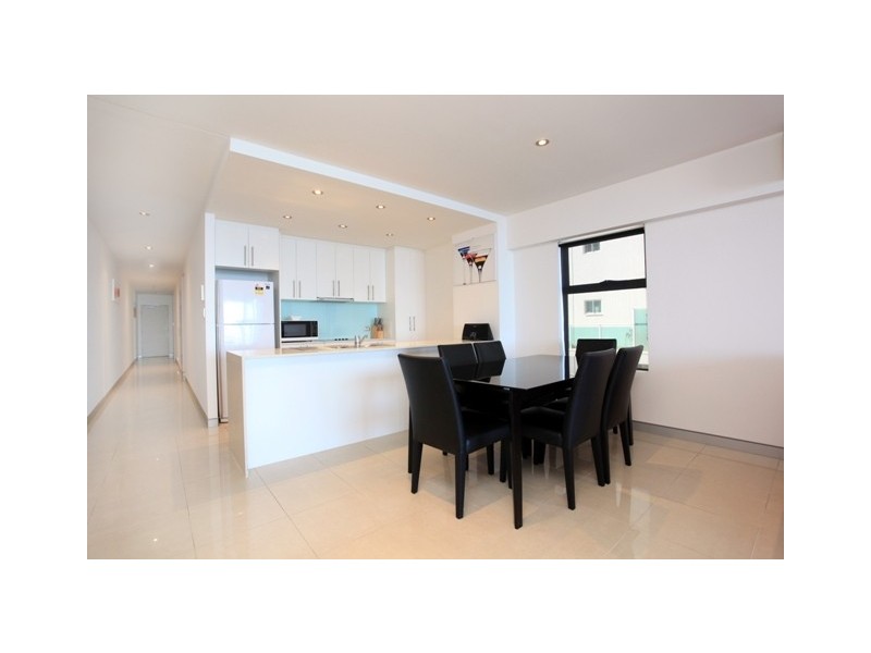 30/83 Marine Parade, Redcliffe QLD 4020