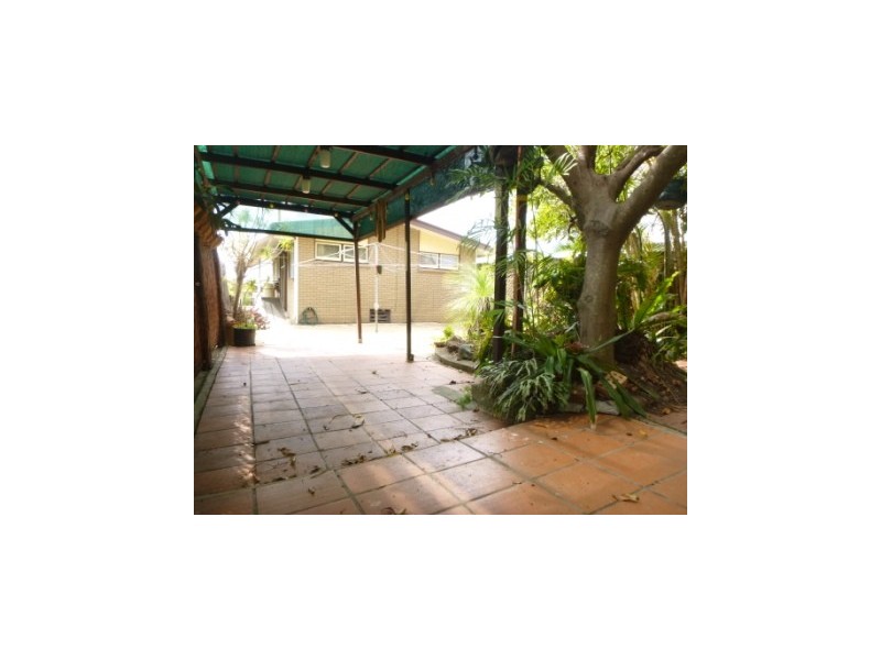 95 Klingner Road, Redcliffe QLD 4020
