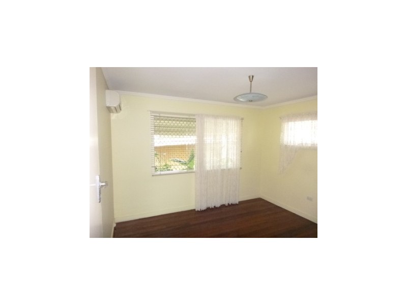 95 Klingner Road, Redcliffe QLD 4020